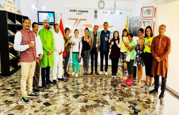 Bonding Over Tea!  Participants of the 'Unity Walk' organized by the Embassy on the occasion of the Birth Anniversary of Sardar Patel bonded over a cup of tea and strengthened their friendship